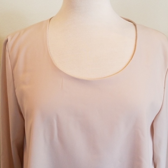 Top - Picture 2 of 7